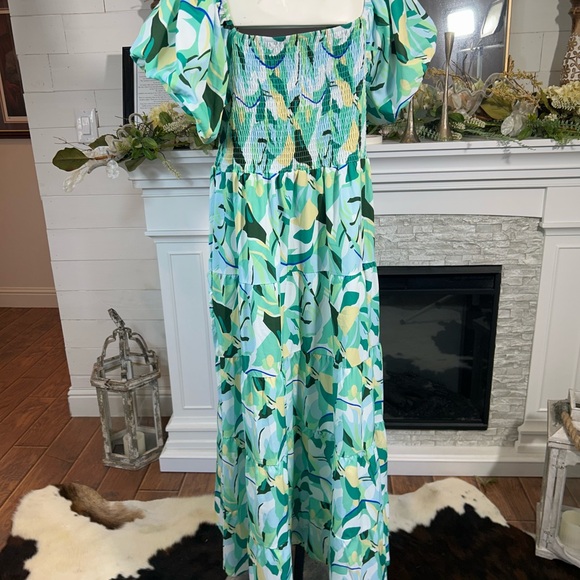 Vibrant Green and Blue Maxi Dress - Picture 6 of 11